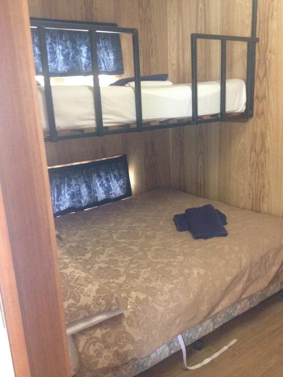 希尔克雷斯特旅游公园小屋 圣海伦斯 客房 照片